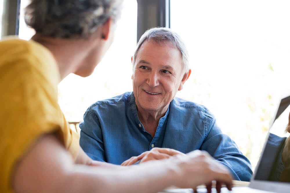 two people discussing